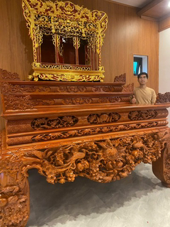 Sập thờ chạm rồng phượng